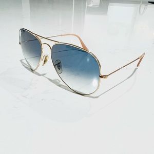 RAY-BAN RB3025 Aviator Gradient
